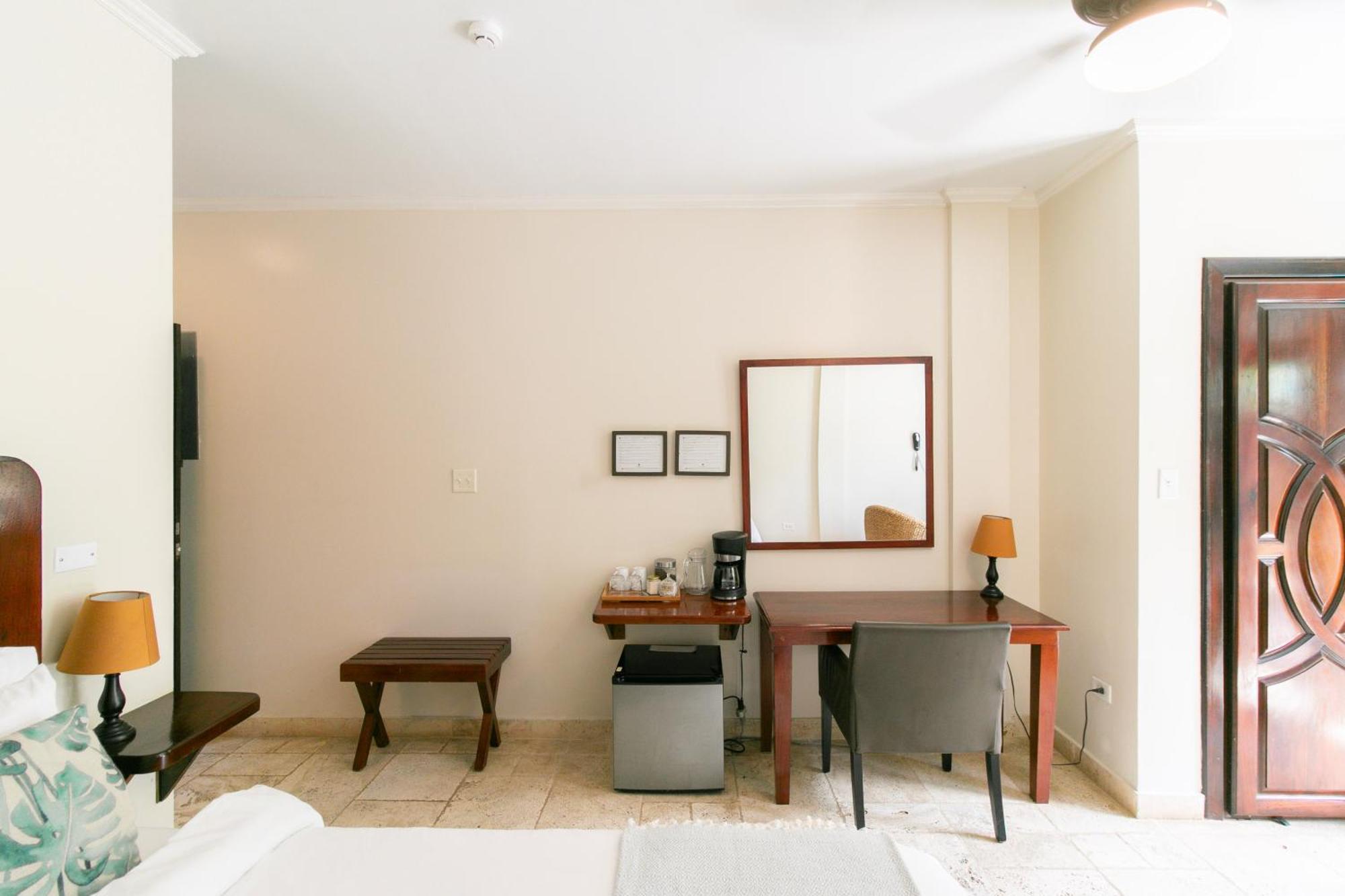 Hotel Palma Royale Bocas Town
